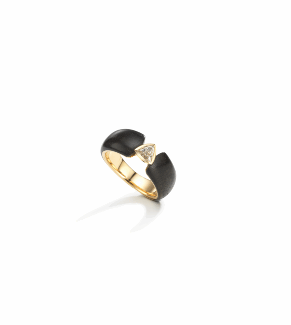Ring Trillion ebony wood and 18k gold diamond ring